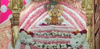 खाटूश्यामजी मंदिर :तीन दिन में 4.10 लाख से अधिक श्रद्धालुओं ने किए बाबा श्याम के दर्शन Over 4.10 lakh devotees visited Baba Shyam in three days.