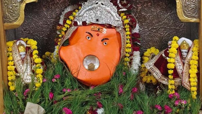 parkota The court of Parkota Ganesh Temple will be decorated with hymns and flower tableaux during the Phag Festival.