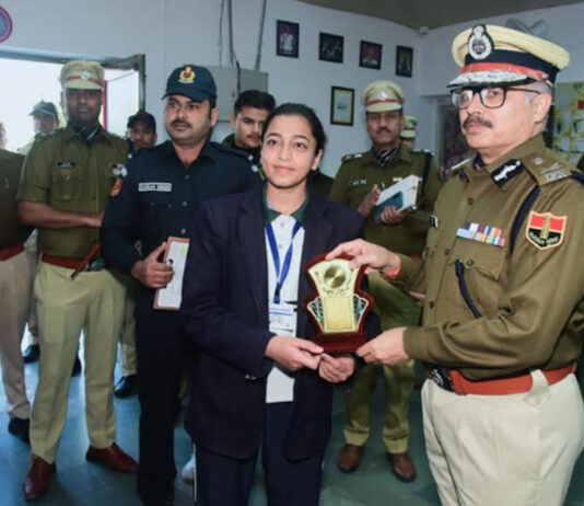 पुलिस महानिदेशक राजीव शर्मा ने भीलवाड़ा पुलिस लाइन का किया निरीक्षण