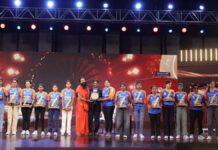 ‘ज़ी संवाद विद रियल हीरोज़ 2026’: जब रील और रियल हीरोज़ एक मंच पर आए Zee Samvad with Real Heroes 2026