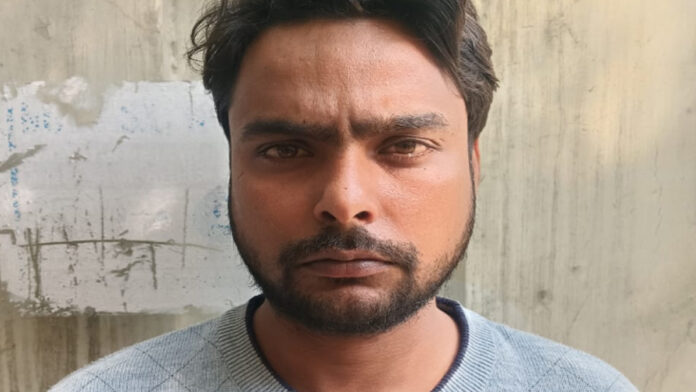 Permanent warrantee absconding for four years arrested from Meerut Permanent warrantee absconding for four years arrested from Meerut
