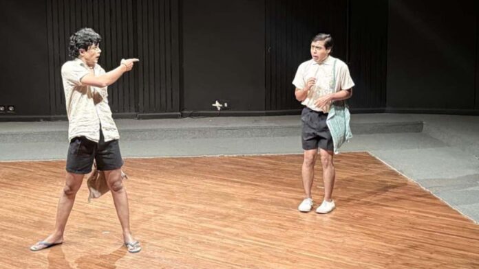 In the afternoon, Bugle had an exciting journey with the captain.