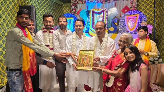 A huge 15 feet court decorated in Shri Shyam Bhajan Sandhya Fagotsav