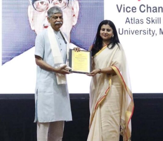 मुंबई के आईकेएस अंतरराष्ट्रीय सम्मेलन में उभरा नया विजन The new vision emerged at the IKS International Conference in Mumbai