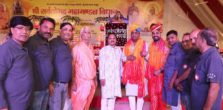 आचार्य प्रज्ञा सागर महाराज के सानिध्य में युवा प्रकोष्ठ का गठन Formation of the Youth Wing under the guidance of Acharya Pragya Sagar Maharaj.