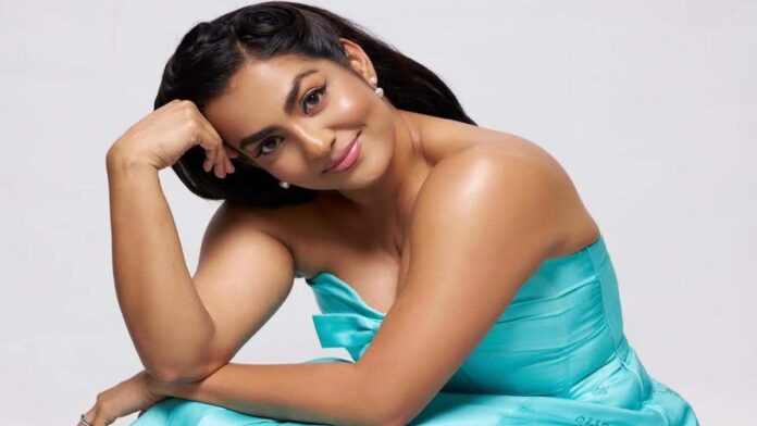 Parvathy Thiruvothu's Stormy Debut in Hrithik Roshan's 'Storm'