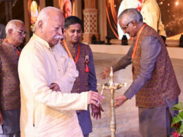 जैसलमेर में चादर महोत्सव का शुभारंभ, आरएसएस प्रमुख मोहन भागवत बोले दादागुरू ने समाज को दी दिशा Chadar Festival begins in Jaisalmer