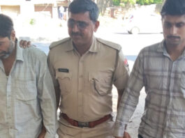 शातिर चोर सहित चोरी का माल खरीदने वाला सुनार गिरफ्तार Cunning Thief and Jeweler Who Purchased Stolen Goods Arrested