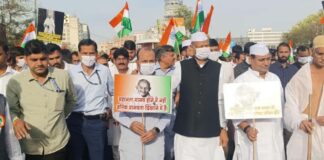 दांडी मार्च की वर्षगांठ पर जयपुर में गहलोत के नेतृत्व में निकला मौन मार्च
