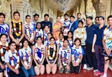 अंतरराष्ट्रीय महिला दिवस पर मुएथाई खिलाड़ियों ने उपमुख्यमंत्री दीया कुमारी से की मुलाकात Muaythai players met Deputy Chief Minister Diya Kumari on International Women's Day