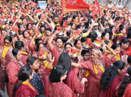 गोविंद देवजी मंदिर से निकली 551 महिलाओं की भव्य कलश यात्रा A Grand Kalash Yatra of 551 Women Sets Out from Govind Devji Temple