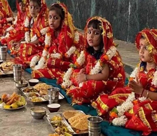 एकादशम् कन्या पूजन: 621 बच्चियों को भोजन कराकर देंगे उपहार We will serve a meal to 621 girls and present them with gifts.
