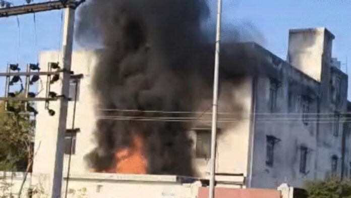 A massive fire broke out in a three-storey cooler factory, causing panic.