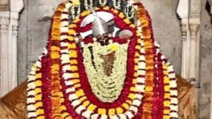 Devotees throng the Shila Mata Temple in Amer.