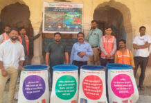 गलता पीठ कुण्ड पर हुए स्वच्छता अभियान में श्रद्धालुओं को किया जागरूक