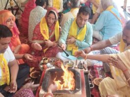 गोविंद देव जी मंदिर में दशांश हवन में उमड़ा श्रद्धालुओं का सैलाब Devotees flocked to Govind Dev Ji Temple for Dashansh Havan