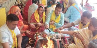 गोविंद देव जी मंदिर में दशांश हवन में उमड़ा श्रद्धालुओं का सैलाब Devotees flocked to Govind Dev Ji Temple for Dashansh Havan