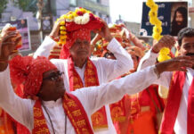 सैकड़ों श्रद्धालुओं की भागीदारी से निकली भव्य मंगल कलश यात्रा