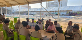 शिव महापुराण कथा स्थल का पुलिस अधिकारियों ने जिला जायजा