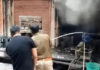 कचौड़ी की दुकान में भीषण आग: समय रहते बड़ा हादसा टला Massive fire at Kachori shop: Major tragedy averted in time
