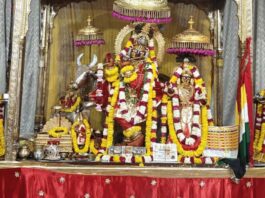 नव संवत्सर पर भक्तों ने किया ठाकुरजी का भव्य स्वागत, आराध्य गोविंददेवजी मंदिर में गज पूजन Devotees gave a grand welcome to Thakurji on the occasion of Nav Samvatsar