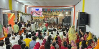 प्रेमभाया महोत्सव में गूंजे भक्ति संगीत के स्वर