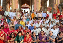 फागोत्सव में फूलों और गुलाल से सराबोर हुए श्रद्धालु