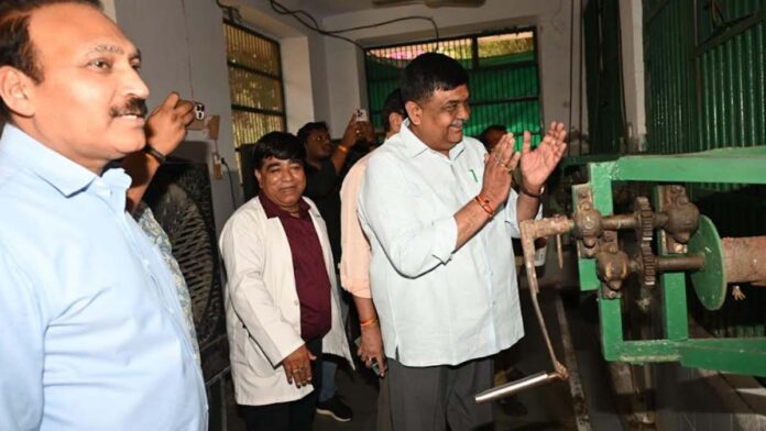 New Pair of Himalayan Black Bears Becomes the Center of Attraction in Jaipur New Pair of Himalayan Black Bears Becomes the Center of Attraction in Jaipur