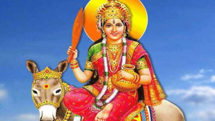 Five quintals of material offered to Sheetla Mata were distributed to the needy.