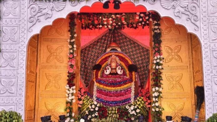 Shri Prembhaiya Festival begins with Abhishek and blowing of conch shells