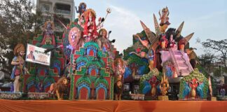 विशाल सिंधु मेले में उमड़ा जनसैलाब : भगवान झूलेलाल की अलौकिक झांकी ने मोहा मन