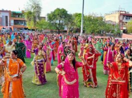 घूमर समारोह में गूंजी परंपरा की धुन: दीया कुमारी ने बढ़ाया उत्साह Traditional tune echoed in Ghoomar ceremony: Diya Kumari increased enthusiasm