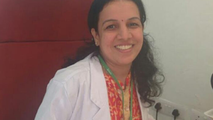 Follow these skin safety tips before Holi: Dr. Komal Gupta