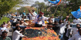 एनएसयूआई के नवनियुक्त राष्ट्रीय अध्यक्ष विनोद जाखड़ का जयपुर पहुचनें पर हुआ भव्य स्वागत Newly appointed National President of NSUI Vinod Jakhar was given a grand welcome on his arrival in Jaipur.