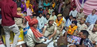 पुलिस ने निभाया भाई का फर्ज: सफाईकर्मी की बेटियों की शादी में 1.61 लाख रुपये का ऐतिहासिक मायरा Historic dowry of Rs 1.61 lakh for the marriage of a sanitation worker's daughters