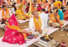 108 कुंडीय यज्ञ महोत्सव में गूंजी मंत्रों की स्वर लहरियां