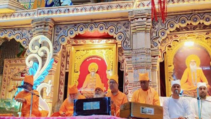 A massive sea of ​​devotees is surging at the Chaitra Fair of Shri Amrapur Sthan.