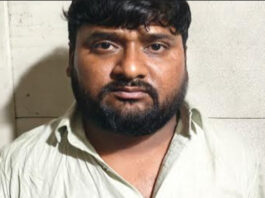 12 साल से फरार 50 हजार का इनामी बदमाश गिरफ्तार Criminal Absconding for 12 Years Arrested