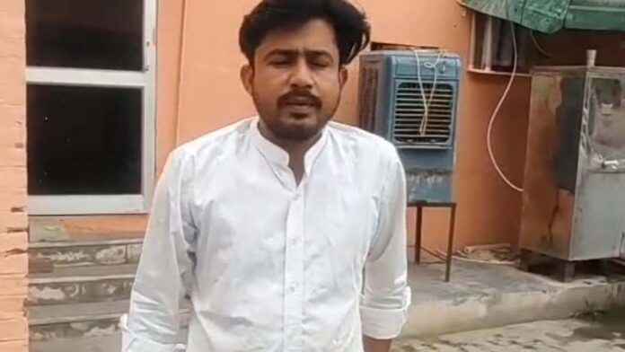 Gang Creating Aadhaar Cards Using Fake Biometrics Busted