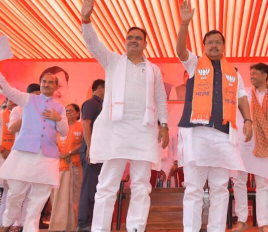 बीजेपी कार्यकर्ताओं-नेताओं ने भाजपा राष्ट्रीय अध्यक्ष नितिन नवीन के स्वागत में बिछाए पलक-पावड़े