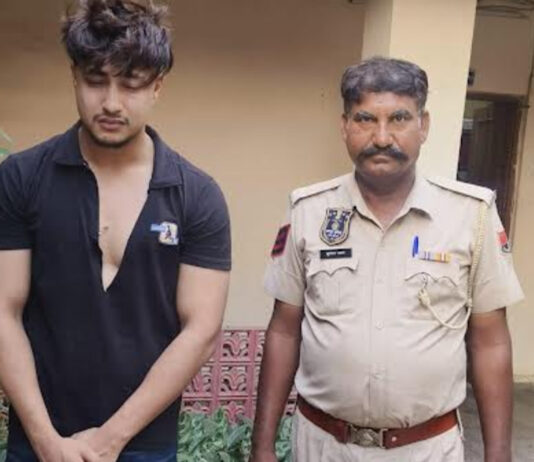 इंस्टाग्राम पर रील के लिए जानलेवा स्टंट करना पड़ा भारी Performing a deadly stunt for an Instagram Reel proves costly.