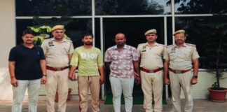 गुलेल गैंग का पर्दाफाश: कारों के शीशे तोड़ कीमती सामान उड़ाने वाले दो शातिर गिरफ्तार Two Cunning Thieves Arrested for Smashing Car Windows and Stealing Valuables