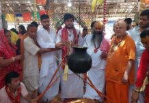 चिन्ताहरण काले हनुमान मंदिर में एकादश कुंडात्मक हनुमत् महायज्ञ की हुई पूर्णाहुति Eleventh Kundatika Hanumat Mahayagya was completed in Chintaharan Kale Hanuman Temple.