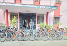घरों से महंगी साइकिलें चुराने वाला ‘कब्बू’ गिरफ्तार 'Kabbu', Who Stole Expensive Bicycles from Homes, Arrested