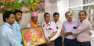 डॉ. दिलीप वाधवानी को भावभीनी विदाई, सेवाकाल की सराहना A Heartfelt Farewell to Dr. Dilip Wadhwani