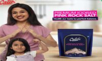 डीएस ग्रुप ने कैच प्रीमियम आयोडाइज्ड पिंक रॉक सॉल्ट के लिए अपना पहला टीवीसी लॉन्च किया DS Group has launched its first TVC for Catch Premium Iodized Pink Rock Salt.