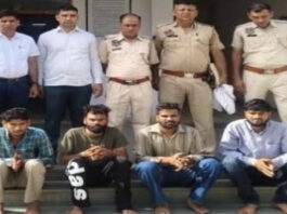 नींबू उधार नहीं देने पर दुकानदार से मारपीट करने वाले आरोपित गिरफ्तार Accused arrested for assaulting shopkeeper after being refused a lemon on credit.