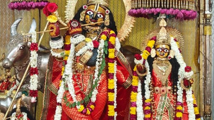 Vaishakh Amavasya: Special Tableau Adorns Govind Devji Temple