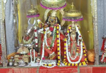 वरुथिनी एकादशी :गोविंद देवजी मंदिर में ठाकुर जी का हुआ पंचामृत अभिषेक Varuthini Ekadashi: Panchamrit Abhishek Performed for Thakur Ji at Govind Devji Temple