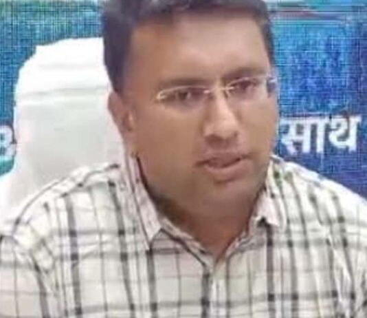 एक दिन में 500 दीवारें रंगने का लक्ष्य: रंग दे गुलाबी अभियान 2 मई को Target: Painting 500 Walls in a Single Day — 'Rang De Gulabi' Campaign on May 2nd